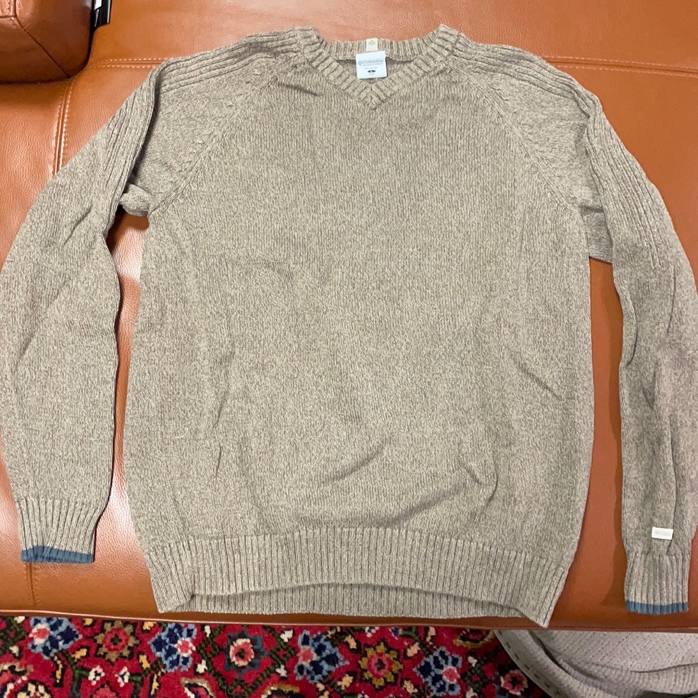 Columbia sweater